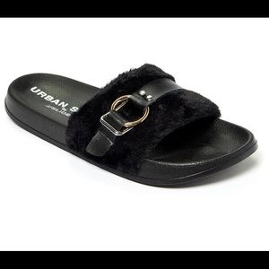 J/Slides Buckle Up Slide